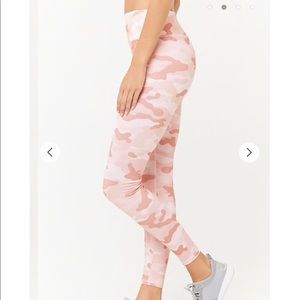 Active Camp Print Leggings